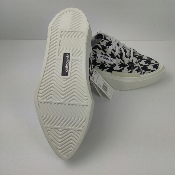 New Adidas Houndstooth HyperSleek Sneakers - Picture 6 of 6